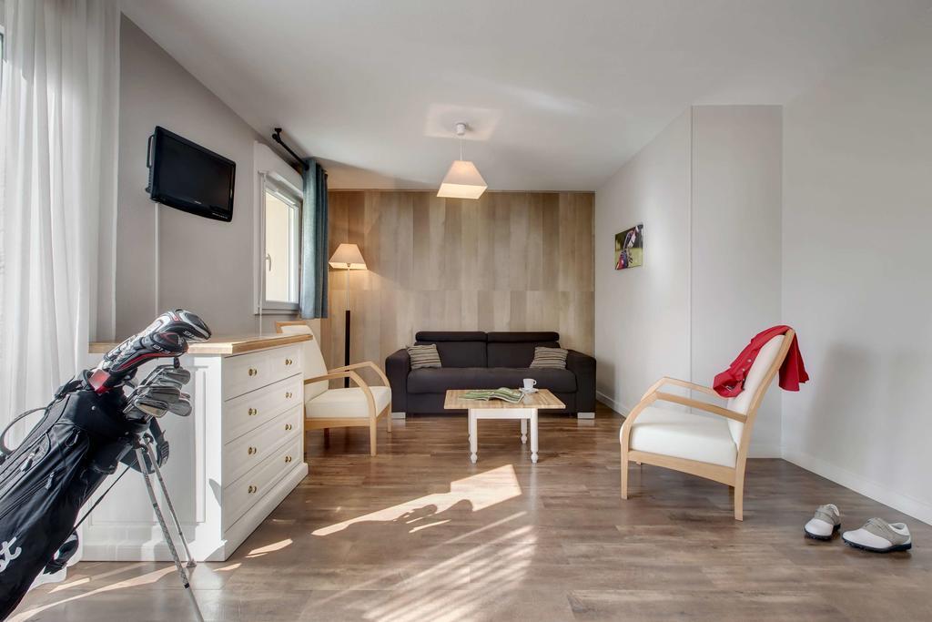 Appartements Les Ormes Epiniac Kültér fotó